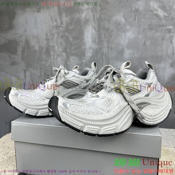 �߷��þư� 6XL Ʈ���̳� ����Ŀ�� BLA3568901