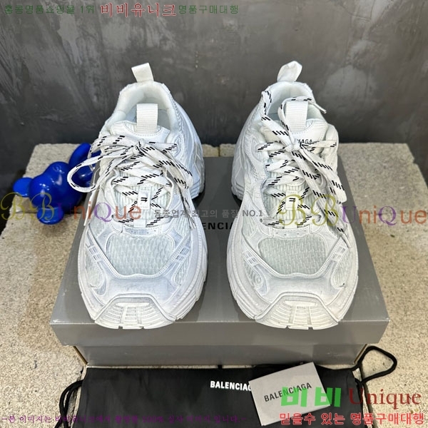 �߷��þư� 6XL Ʈ���̳� ����Ŀ�� BLA3568901-8