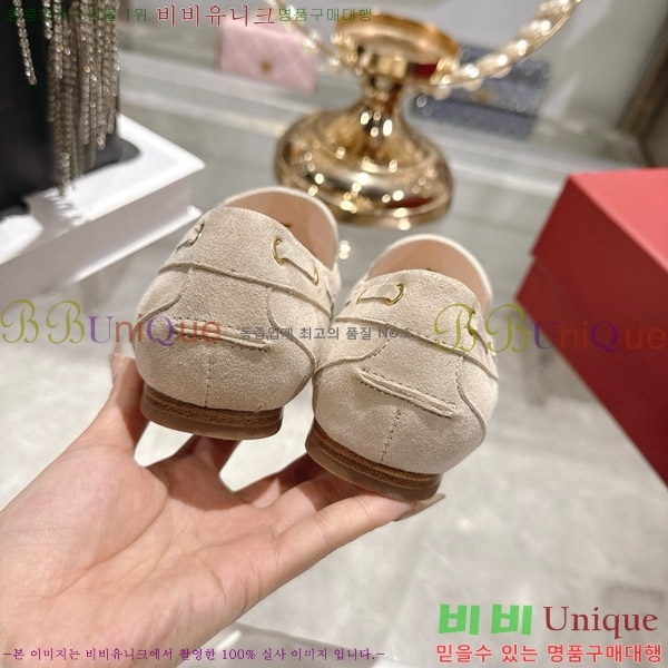 ������� ���� 32RV725802-2